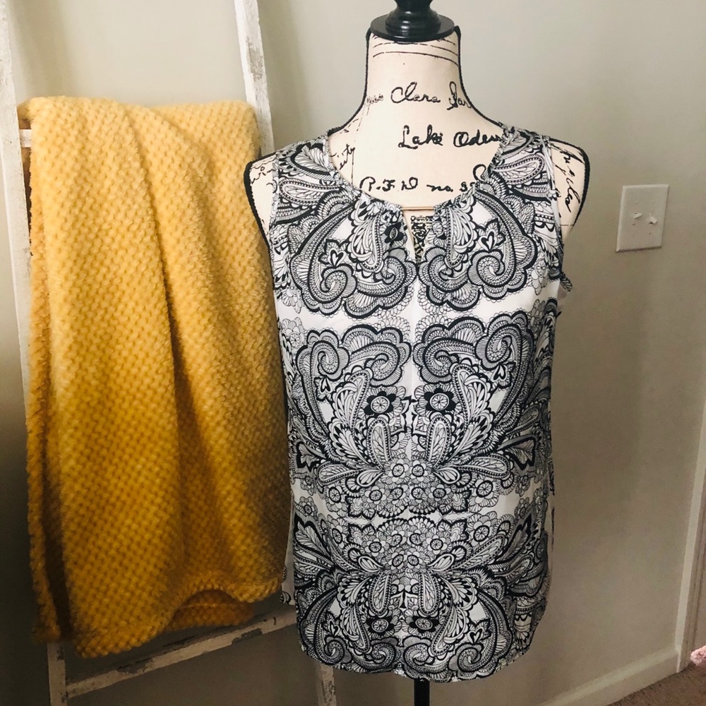 The Limited Top